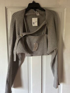 Ribbed Knit Cropped Cardigan Sweater - Light Gray